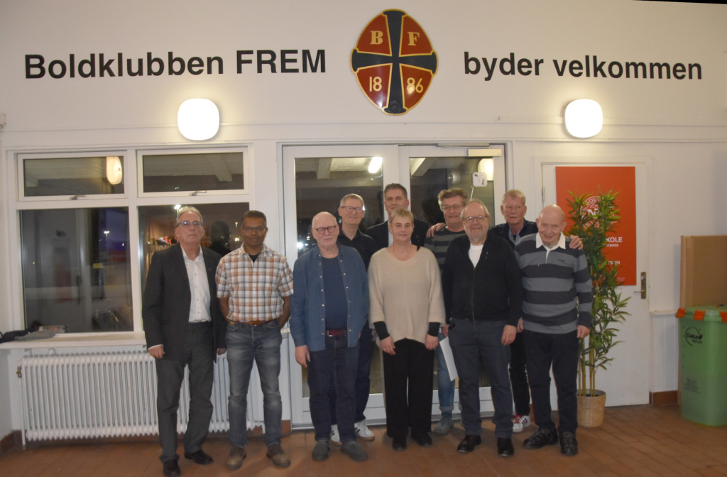 Formand Solveig Rasmussen, Brian Juul og aftens nålemodtagere