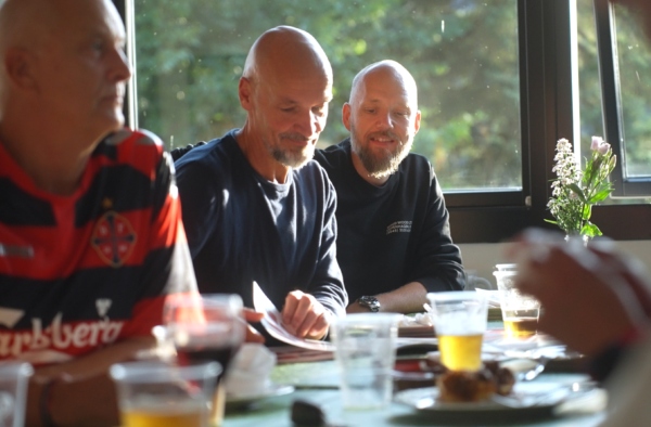 Netværk og gæster i 1886 FREM Lounge